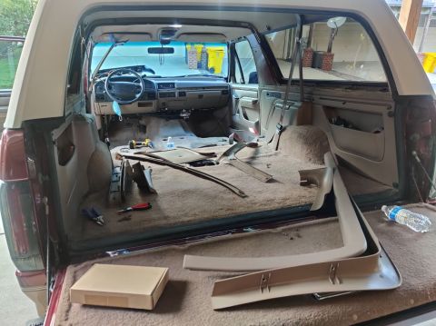 1996 Ford Bronco - 20200715 - Made some pretty good progress. I have quite a bit more to go, though.