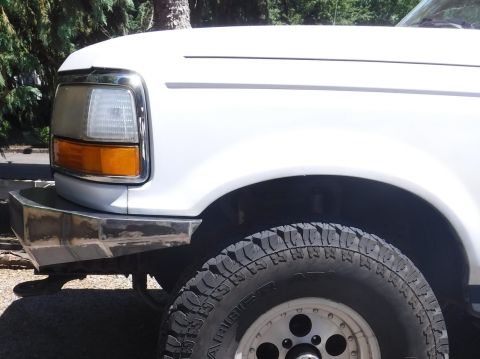 1992 Ford Bronco - Trimmed the part that extended block-like into the wheel well, but still needs some fine tuning.