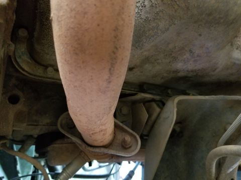 1996 Ford Bronco - Left engine mount broken (as usual) & Y-pipe has been cut off & welded back together in 3 places R&R engine or transmission mount (each) $5…