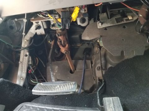 1996 Ford Bronco - There are some old spliced & wiring, possibly related to the (missing) RKE system. Remove abandoned wiring & repair damage: $60/hr clock ti…