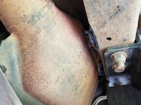1996 Ford Bronco - The lift bolts appear to be holding tight, but they will need to be checked regularly. [url=https://www.supermotors.net/registry/media/2600…