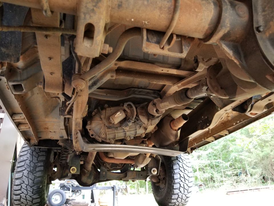 The butchered exhaust isn't healthy, but it's not cooking anything.
IF THE IMAGE IS TOO SMALL, click it.