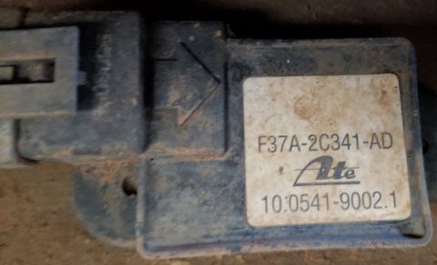 1996 Ford Bronco - 4WABS Accelerometer label.