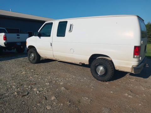 1999 Ford E-250