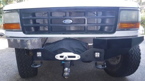 1992 Ford Bronco - Painted the first bumper wing (was starting to flash rust) and started in on the other side. Following a different approach on #2, building…