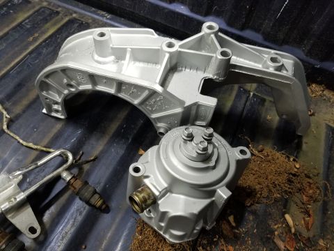 1995 Ford F-150 - These were solvent-washed, sandblasted, & painted Aluminum Cast Coat. The paint will be removed where the bracket touches the alternator &…