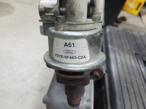 1995 Ford F-150 - Factory '95 4.9L EGR valve & EVP sensor