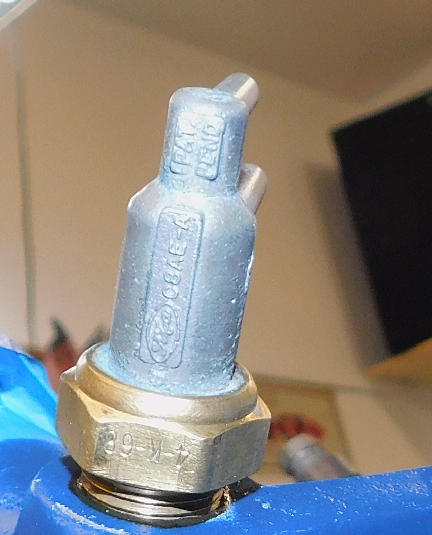thermostat vacuum valve