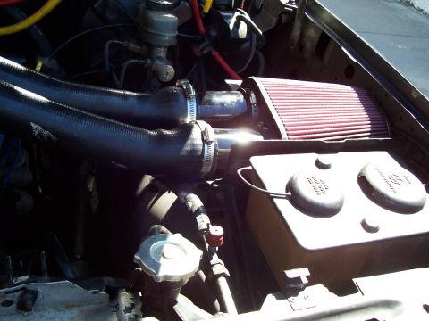 1987 Ford Bronco - Homegrown K&N airfilter. Screw the offical set-up cause this one is GREAT!