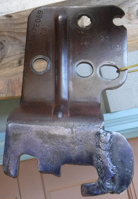1992 Ford Bronco - M5OD t-case linkage plate's weak point reinforced, rust treatment done for painting.