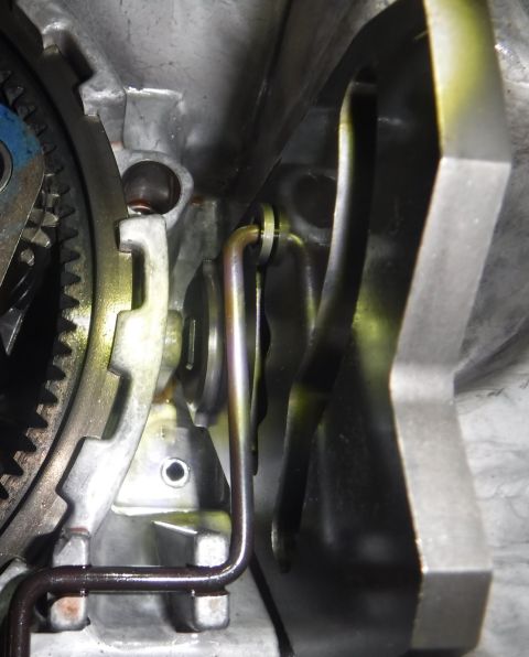 1992 Ford Bronco - '92 BW1356 t-case's interior shift linkage; no c-clip on the shift shaft...how to remove??