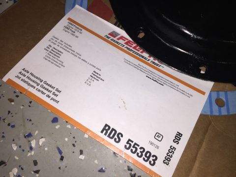 1998 Ford Ranger - Packaging for an axle housing gasket set, part number RDS 55393, is shown with a black metal component.