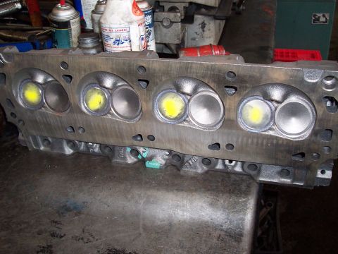 1987 Ford Bronco - GT40p valves looking anxious to work!
