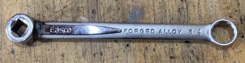 1975 Ford Ranchero - Right rear lower head bolt torque tool