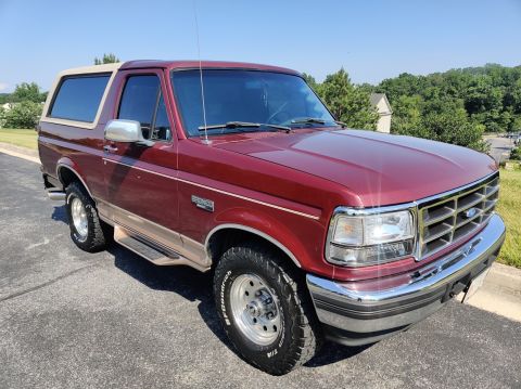 1996 Ford Bronco - This 1996 Ford Bronco is shown from the front three-quarter angle on a sunny day.
