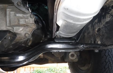 1992 Ford Bronco - I had to move the catalytic converter ~0.5" downstream in order for it to clear the upper perch.