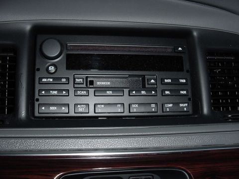 2003 Mercury Grand Marquis - CD-Tape-AM/FM stereo radio in the 2003 LSE