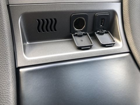 2013 Ford Taurus - finished and installed.