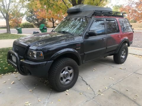 2000 Ford Explorer
