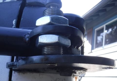 1992 Ford Bronco - Locked closed position. The pin pops into place nicely.
