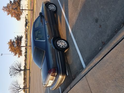 2004 Ford Crown Victoria photo