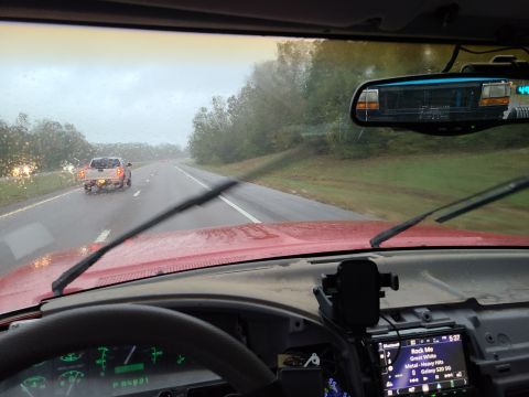 1995 Ford F-150 - I'm being followed... IF THE IMAGE IS TOO SMALL, click it.