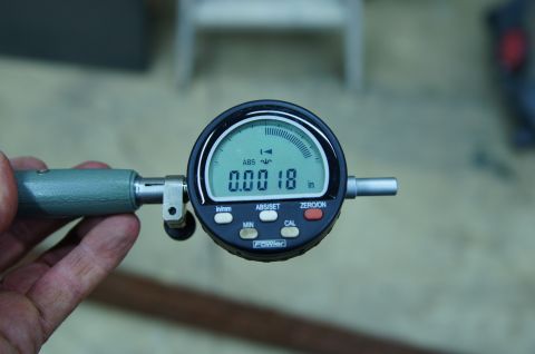 1979 Ford Bronco - Checking main clearances