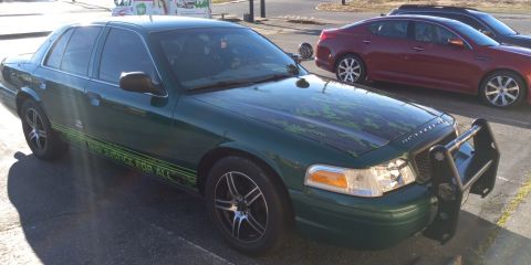 2006 Ford Crown Victoria photo