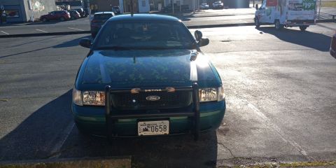 2006 Ford Crown Victoria photo