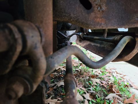 1983 Ford Bronco - Front sway bar from a '95 F150 [url=https://www.supermotors.net/registry/media/832841] https://www.supermotors.net/getfile/832841/thumbnail…
