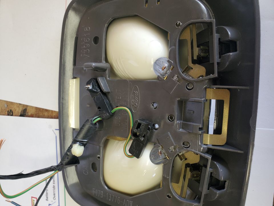 Ford dome light housing with bulbs and wiring, part number F47B-13776-ADW