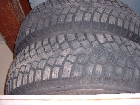2003 Ford Excursion - There are studable!
