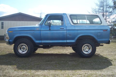 1978 Ford Bronco - This 1978 Ford Bronco is shown in profile, its distinctive body style and off-road tires.