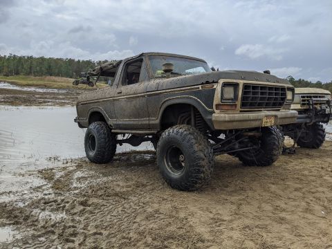 1988 Ford Bronco photo