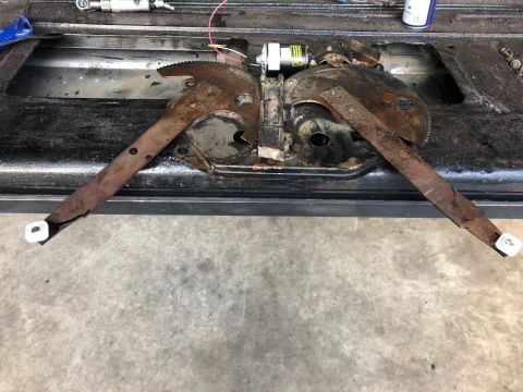 1978 Ford Bronco - Cleaned up, motor and new guides installed