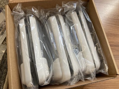2015 Ford F-550 - Multiple white LED lights are packaged in clear plastic inside a cardboard box.