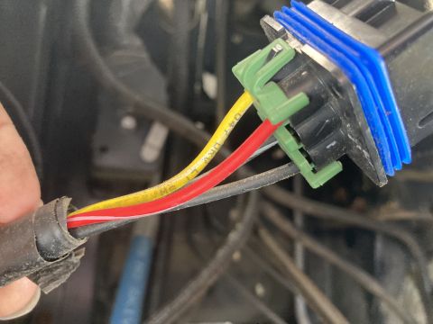 2015 Ford F-550 - Unused Driving Lights Relay plug