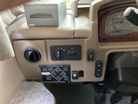 2015 Ford F-550 - Open slot for unused contura II driving light switch