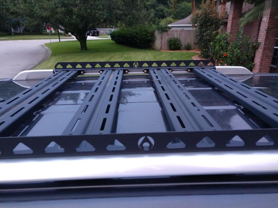 Artec roof rack on a vehicle's roof
