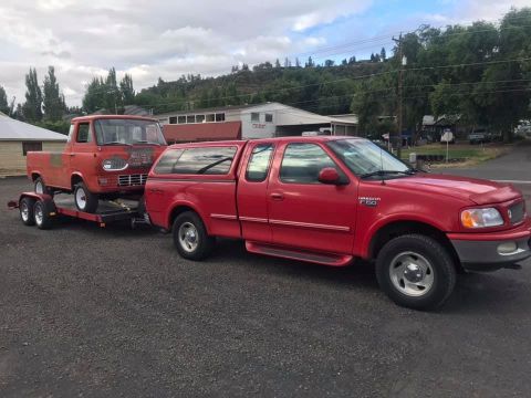 1963 Ford E100 photo
