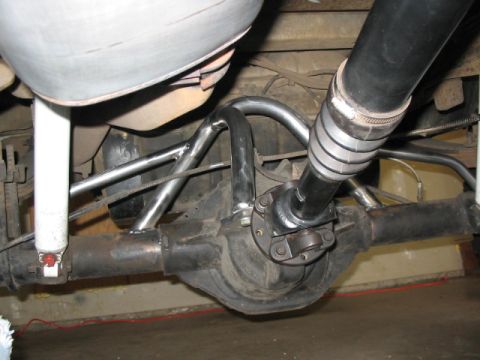 1995 Ford Bronco - I like 8.8's, but they seem prone to tube to diff loosensing and then bending or spinning at this joining. The 8.8 tubes are 3.25" Dia. but…