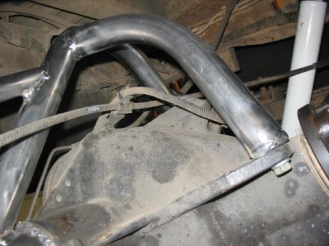 1995 Ford Bronco - Some may wonder why the truss loop over the diff is so high up...this allows the tube coming forward to tie into the large piece of reinfor…