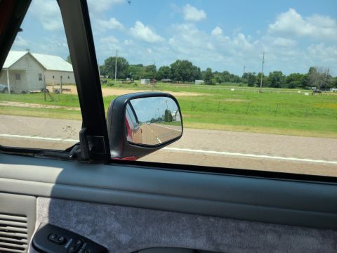 1995 Ford Bronco - Right door mirror did not respond to the remote switch. After diagnosis, an unplugged connector was found pushed into the lower B-pillar in…