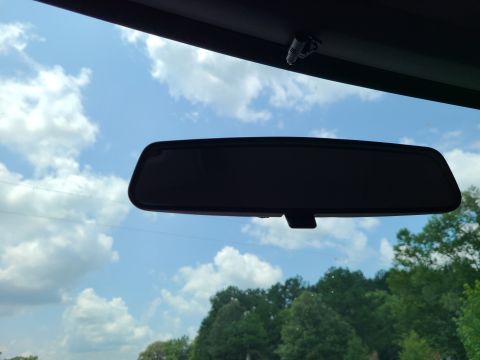 1995 Ford Bronco - Since it lacks the overhead console, this truck has the base (manual-dimming) rear view mirror. It does have the dual visor option, which u…