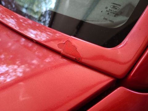 1995 Ford Bronco - The w/s trim was painted with the rest of the truck, but it has chipped, and been touched up. [url=https://www.supermotors.net/registry/med…