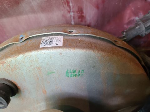 1995 Ford Bronco - Rebuilt brake booster label [url=https://www.supermotors.net/registry/media/280795] https://www.supermotors.net/getfile/280795/thumbnail/br…