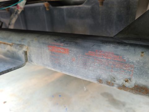 1995 Ford Bronco - Hitch receiver (Class 3; 2" square) label