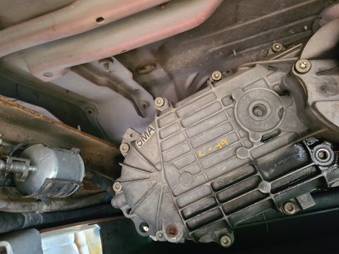 1995 Ford Bronco - Borg-Warner 1356 (manual-shift) transfer case has paint marks as found on many junkyard parts, but possibly indicating a date of service. […