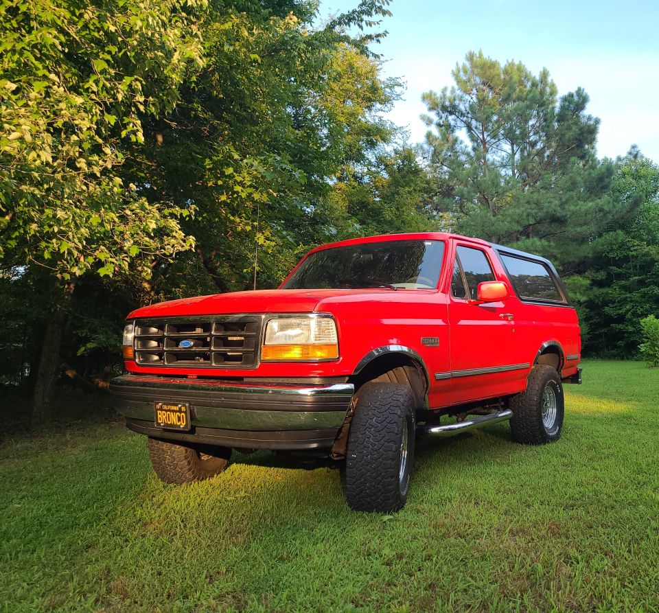 1995 Ford Bronco “Red 95”