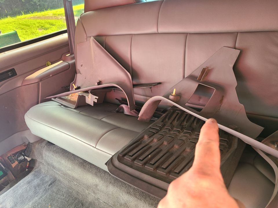 While changing the front seat, the interior trim was out revealing that several of the pushpins are missing, and the others are stripped. Many of the interior screws have been replaced or swapped around to the wrong locations.

Supply & install 5 pushpins in kick panels $25 ***********